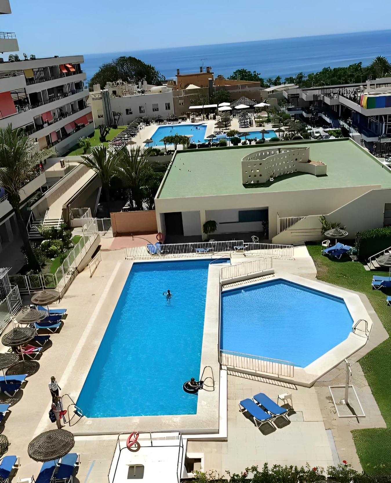 Spacious Studio In The Heart Of La Nogalera Torremolinos Exterior foto